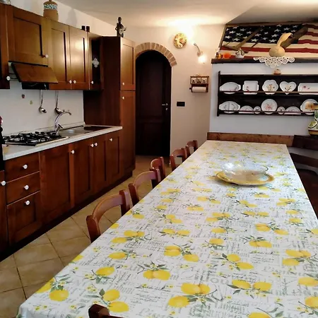 Nyaraló Casetta Delle Rose *